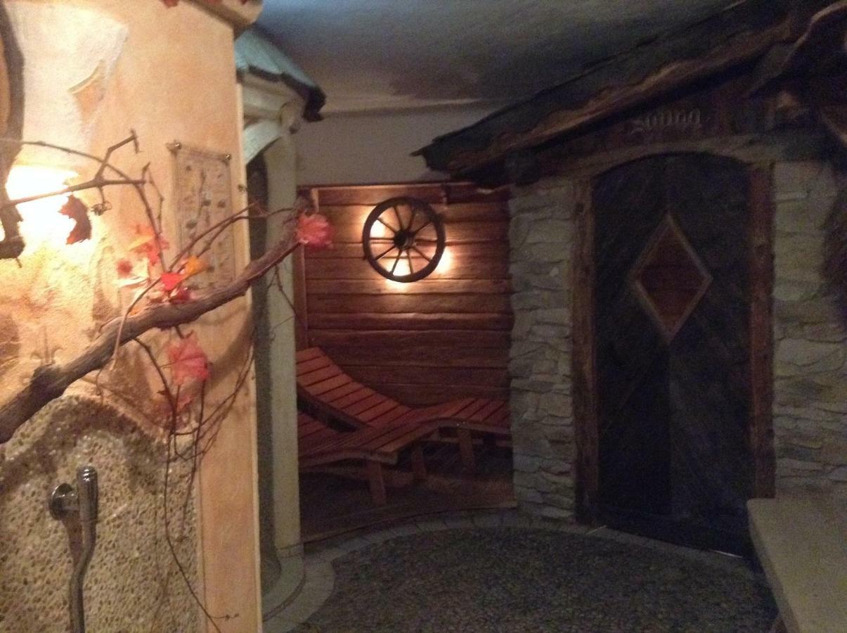 Garni Eden Bed And Breakfast Soraga Buitenkant foto