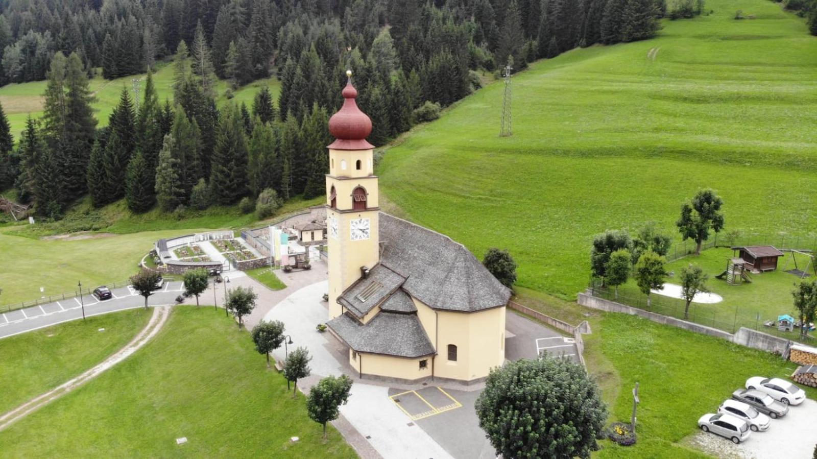 Garni Eden Bed And Breakfast Soraga Buitenkant foto